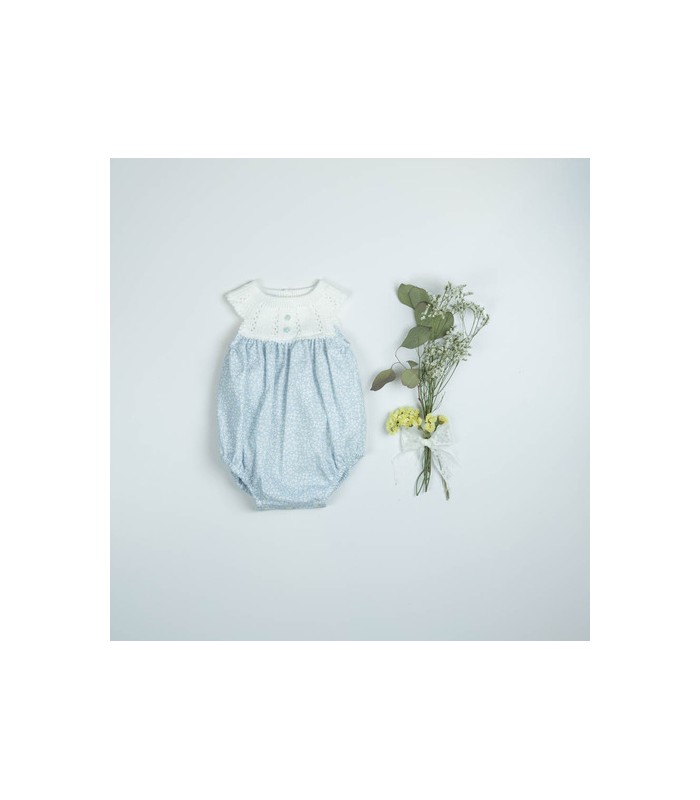 Pelele Bebe Niño Cuerpo Punto Blanco con Liberty Azul de Carmen Taberner, Verano 2024
